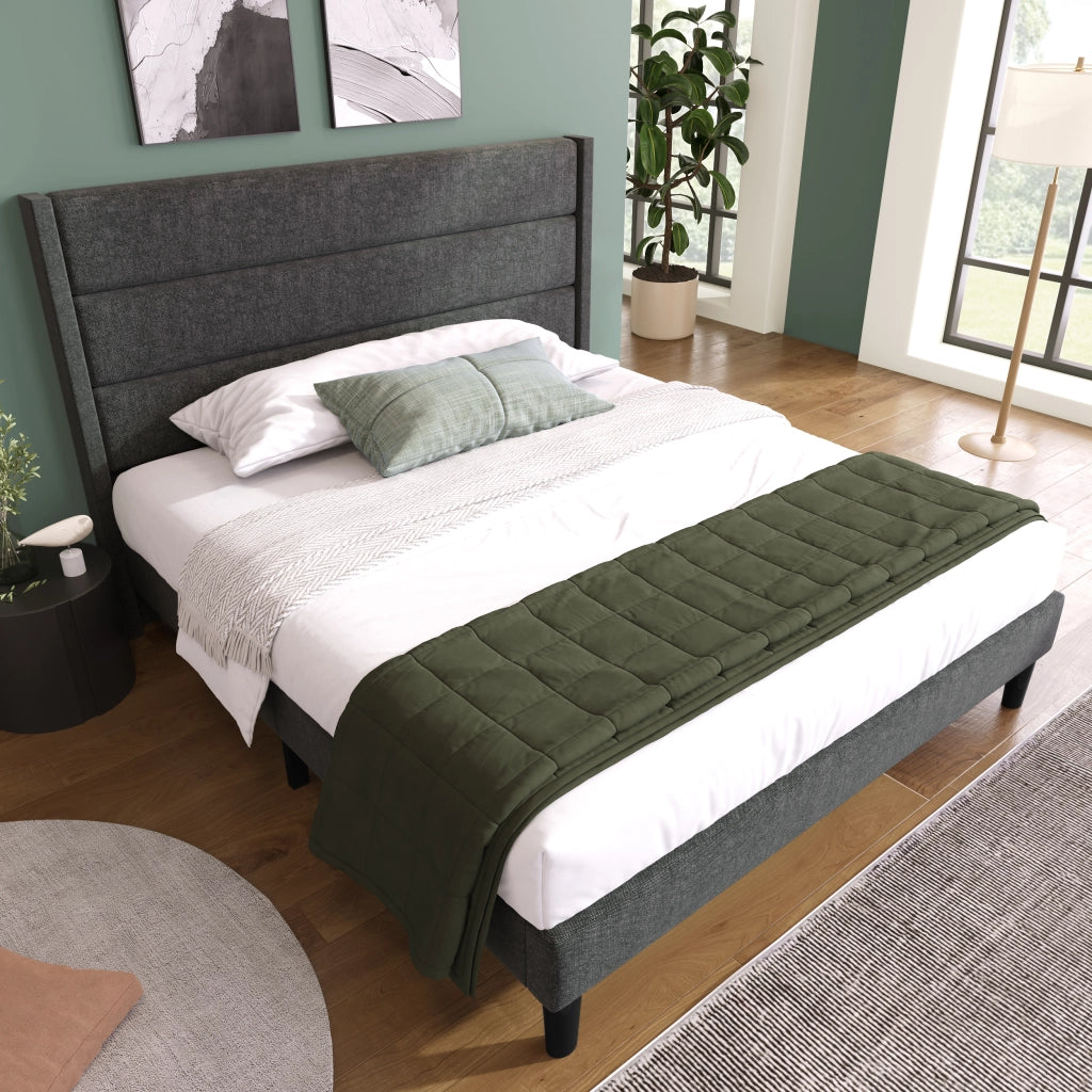 Letto matrimoniale imbottito 140x200 cm con testiera imbottita e rete a doghe; rivestimento in lino; grigio scuro