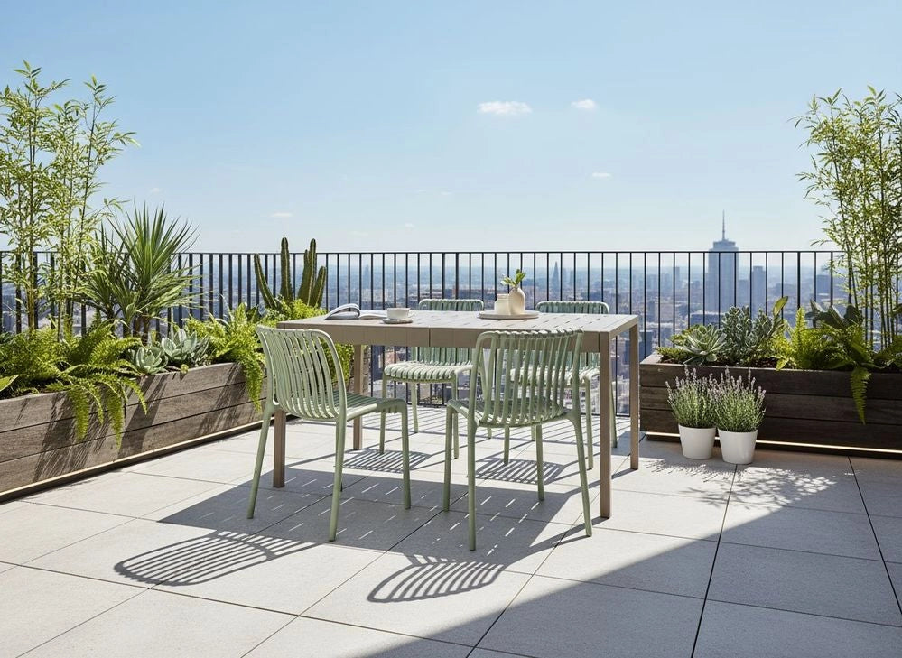 Tavolo da pranzo da giardino Telaio sintetico beige 4-6 posti resistente alle intemperie Patio esterno