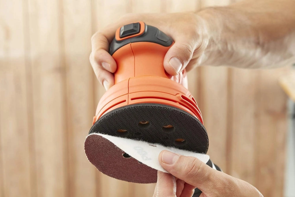 Levigatrice Rotorbitale BEW210 Qs 230 W Black+Decker