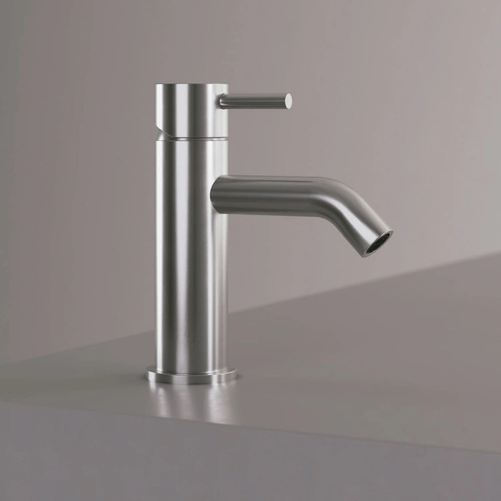 SINED Rubinetto basso per lavabo in acciaio inox 316L satinato da 17 cm con miscelatore resistente alla corrosione per uso interno ed esterno modello LEVANTE RUBINETTO-LAVABO-LEVANTE-BASSO-INOX
