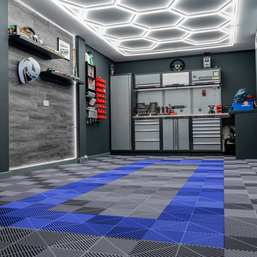 Piastrelle ventilate grigie e blu 3,2m x 6m per garage e officine, antiscivolo.