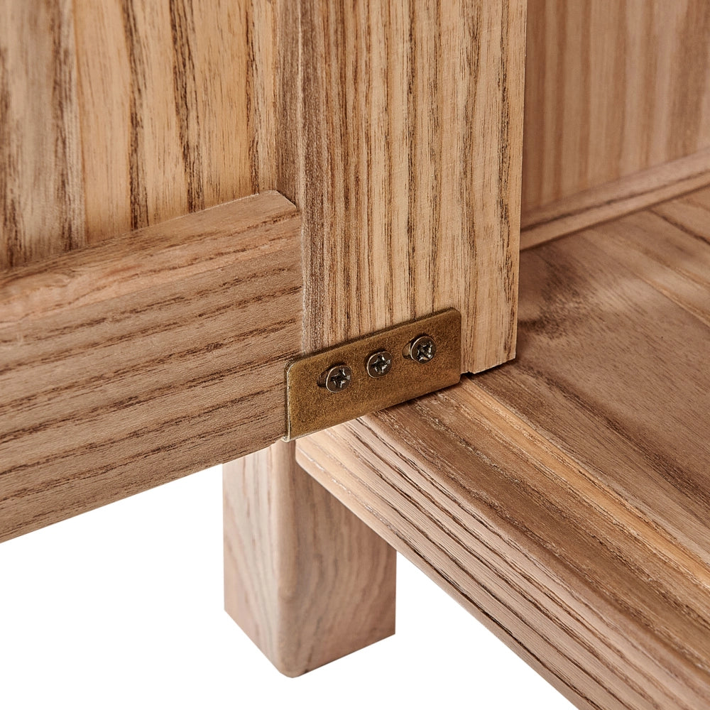 Libreria scaffale con mensole in legno chiaro in stile rustico