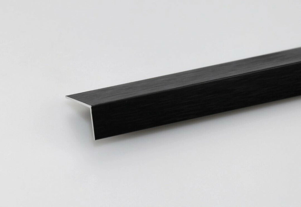 Profilo Angolare Da 1 Metroall.Nero Spazz. 20X20X1 - Arcansas