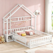 Letto per bambini a forma di casa 140x200 cm con sponda e comodino, bianco