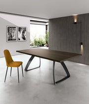 Sedia Tamara da pranzo moderna rivestimento soft-touch caramello gambe in metallo nero, design elegante 45x52x85 cm - Seduta Design