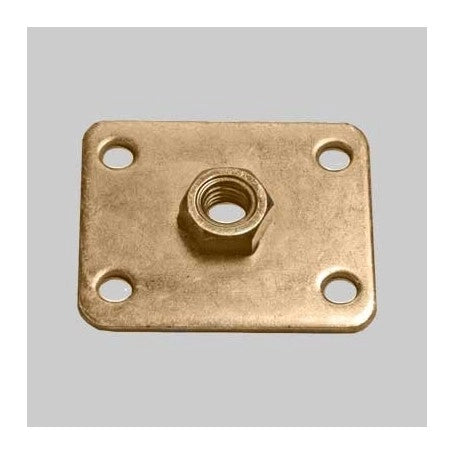 PIASTRA CON DADO SALDATO   M8 - 50x60x3 mm