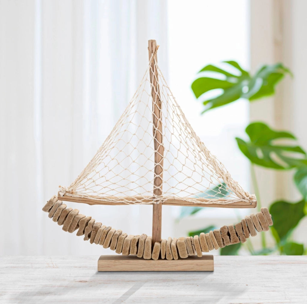 Scultura Barca a Vela in Legno con Rete in Tessuto 45x45 cm - BOAT