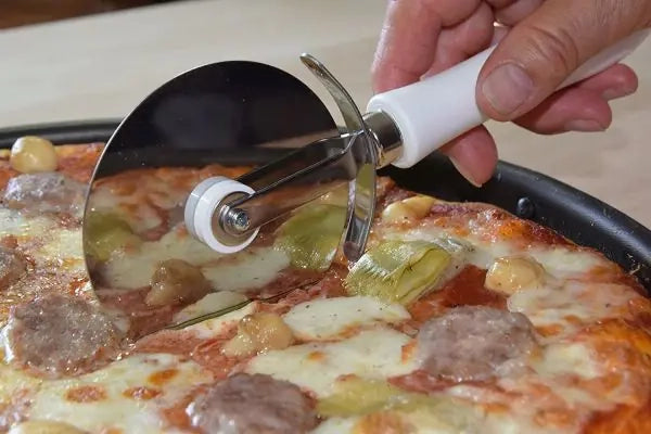 TAGLIA PIZZA 'PRESTO' 18 cm - ø rotella 7 cm - TESCOMA