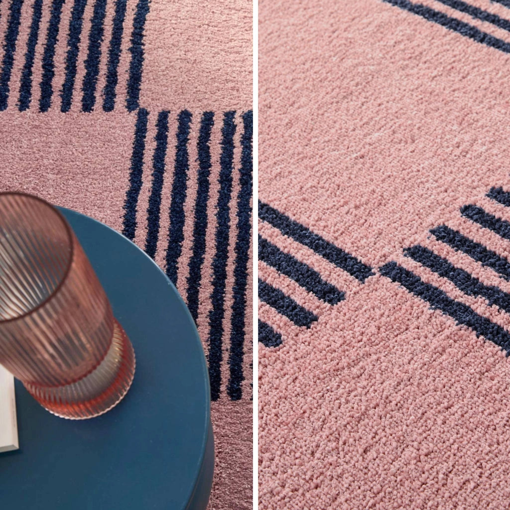 Tappeto interno a scacchi blu e rosa