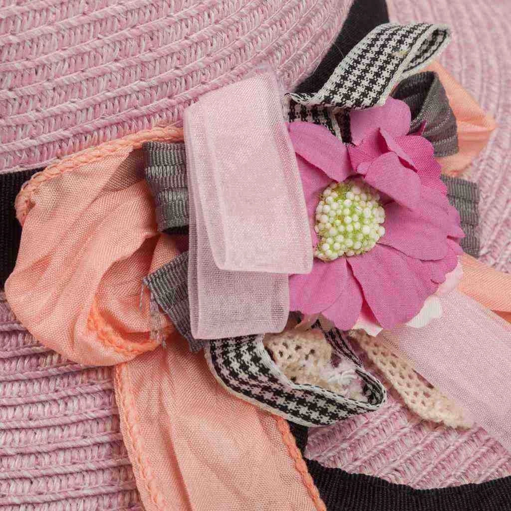 Cappello rosa con decoro elegante 58