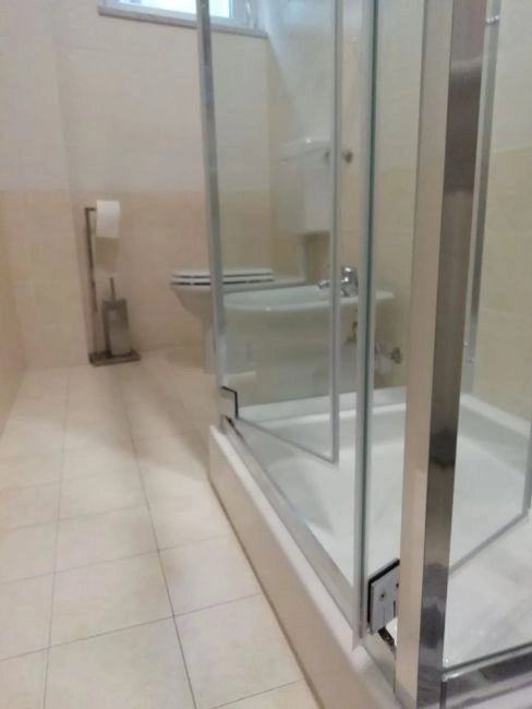 Box doccia Cristallo 6 mm 3 lati - Due Fissi piu' porta Saloon Trasparente - Misura: 75 x 120 x 75 x190h
