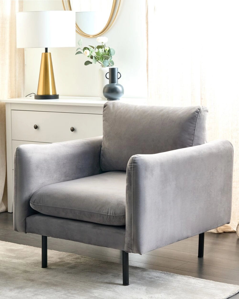 Poltrona moderna in velluto grigio con gambe nere Stile Retrò Moderno