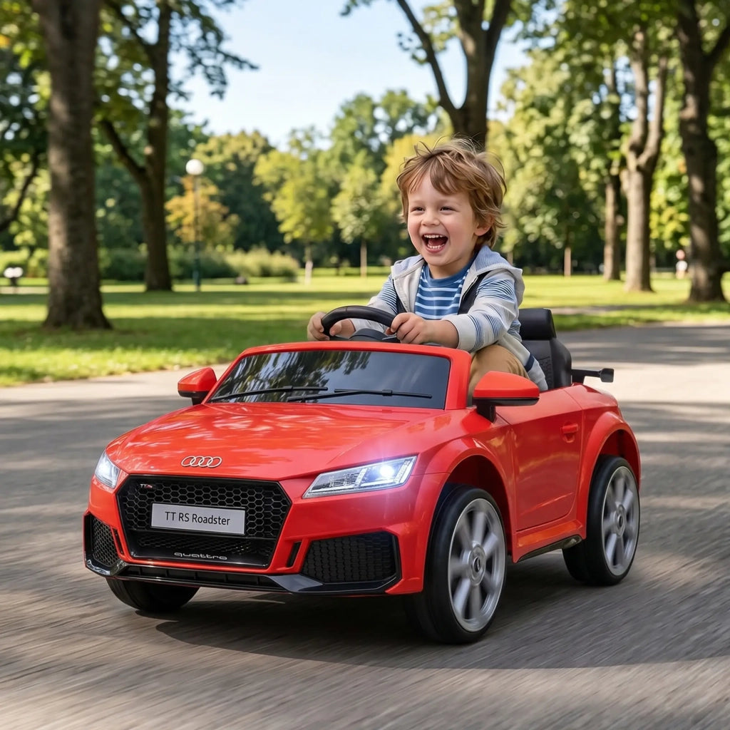 Macchina Elettrica per Bambini Licenza Audi TT con Telecomando e Fari LED Rosso