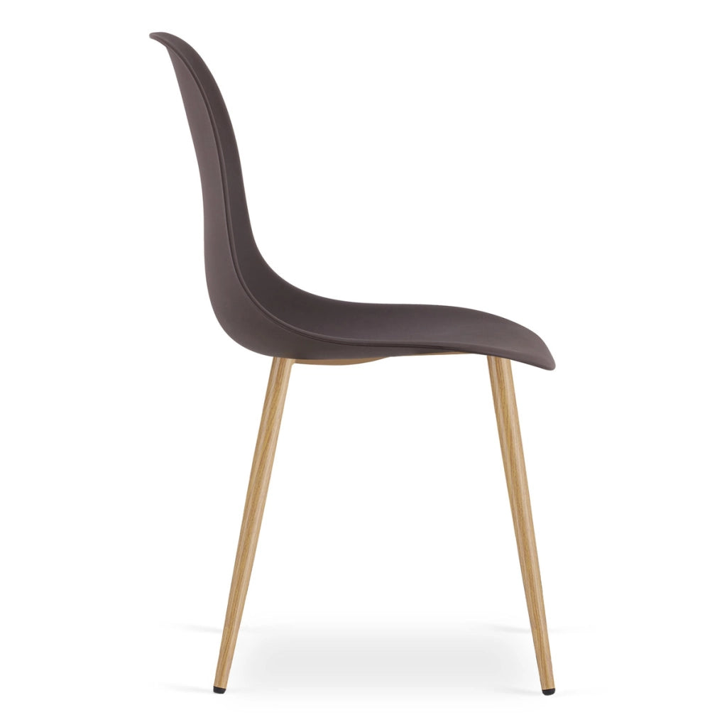 Sedia scandinava WAT in polipropilene color caffè