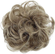 Capigliera voluminosa con chignon e pieghe ondulate per capelli bruni o biondi, modello G22A