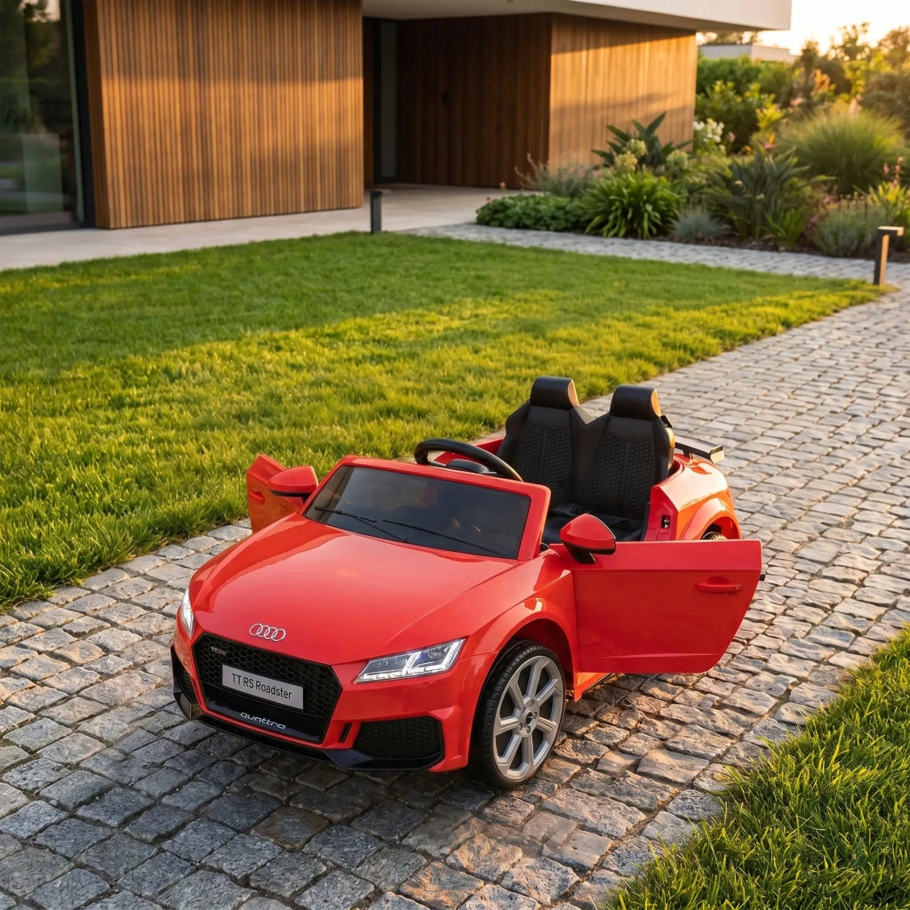 Macchina Elettrica per Bambini Licenza Audi TT con Telecomando e Fari LED Rosso