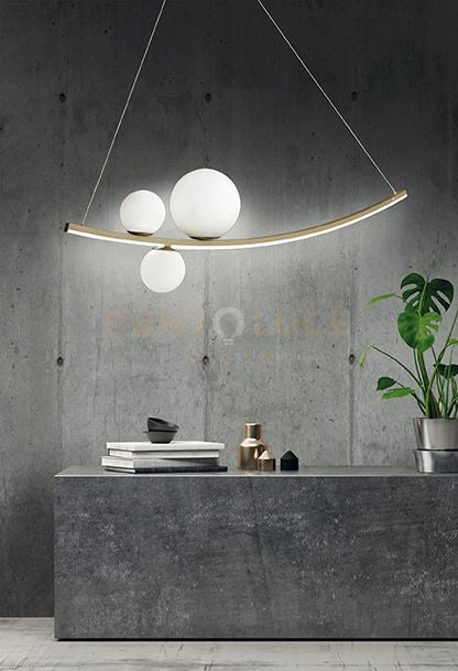 SOSPENSIONE ALTALENA ORO CON VETRI BIANCO A LED 3000K 2230 LM 48W L.120CM DIMMERABILE