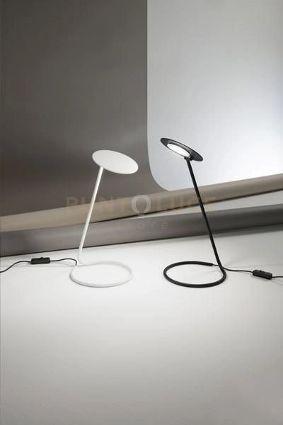 Lampade da tavolo in metallo nero opaco Kobra LED 5W 3000K CRI?80 220-240V 50/60Hz regolabile a 90° 425Lm Interruttore on/off sul cavo