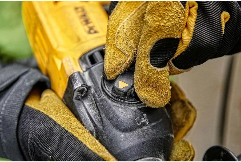 TASSELLATORE SDS-PLUS 710W 2J (D25033K-QS) - 1 pezzi DEWALT