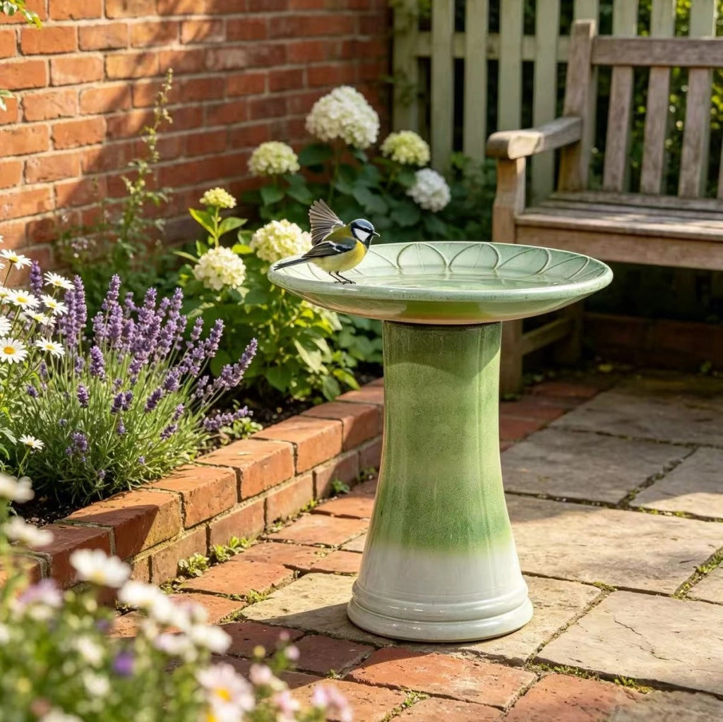 Bagnetto per uccelli in ceramica verde con ciotola a rilievo floreale smaltata Ø 43 cm altezza 45 cm da giardino