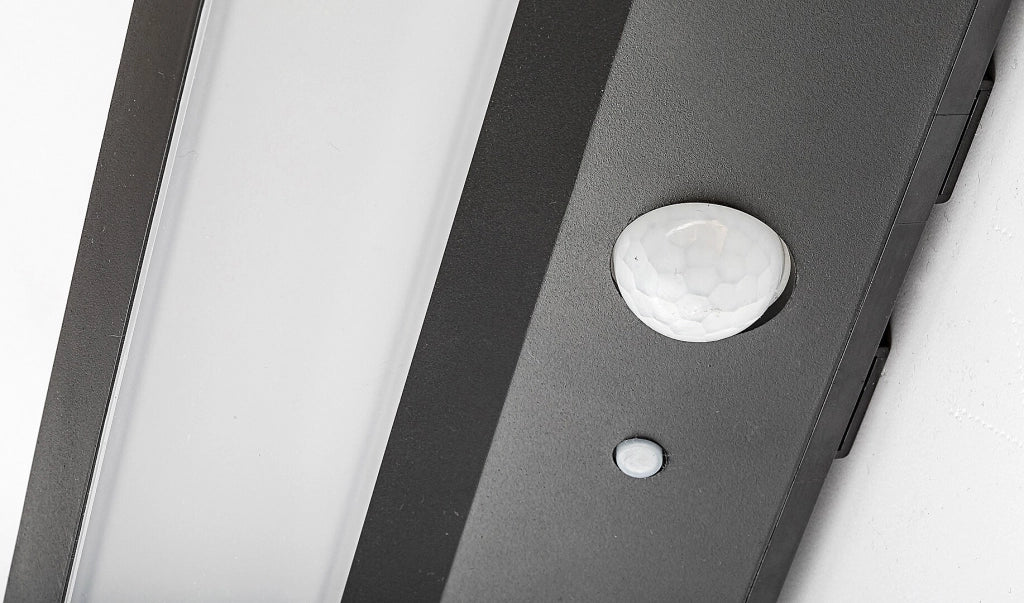 Applique solare esterna LED 6W con sensore Korana nera Rabalux