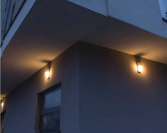 Applique esterna 35cm 1 luce E27 nera IP54 SU-MA 1836BL