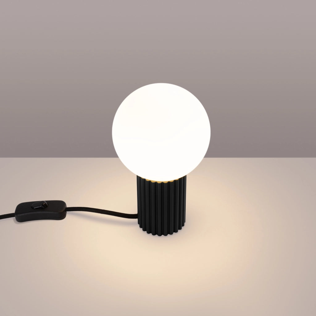 Lampada da tavolo HALO nero