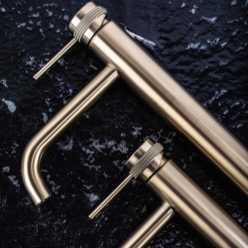 Rubinetto Da Lavabo Rea Lungo Grip Brush Gold High