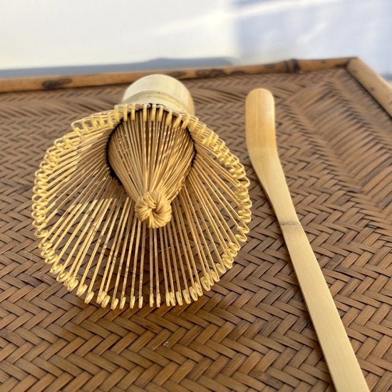 Whisk per Matcha Premium - 100 Setole - 11 cm Lungo - in Bambù