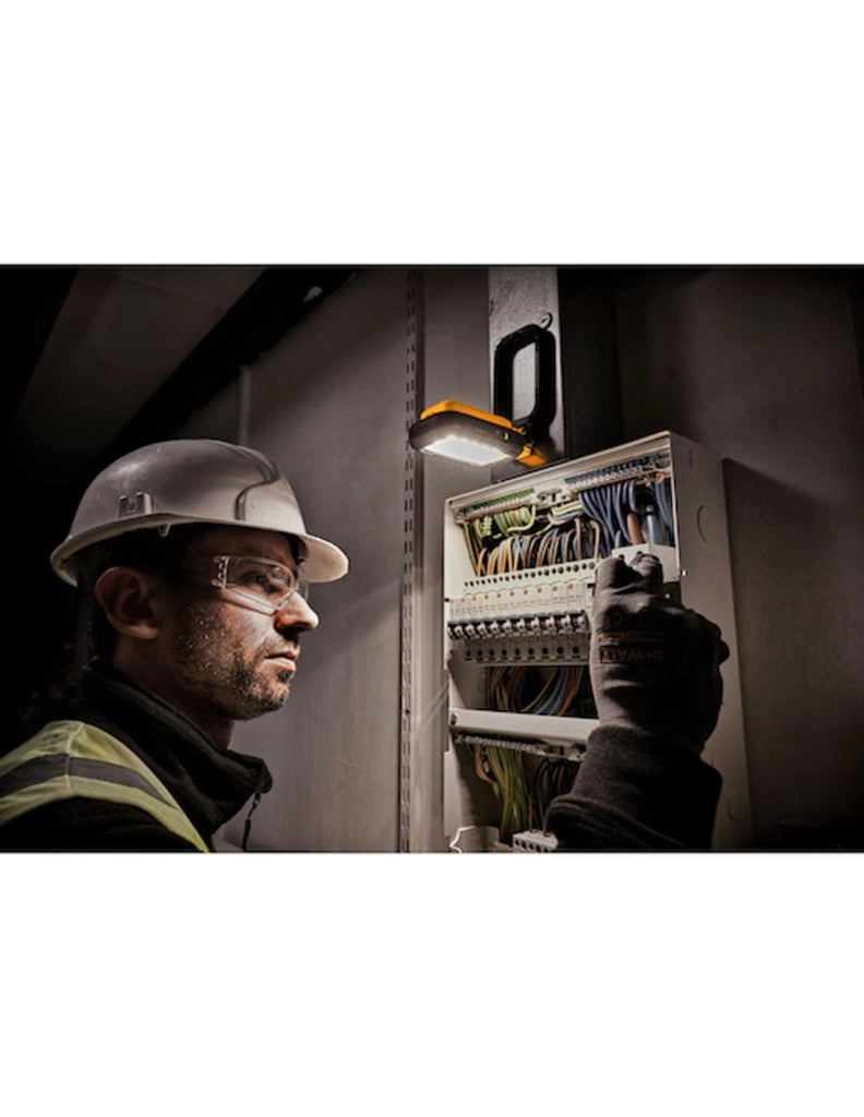 Torcia LED DeWALT DCL182 (Solo corpo)