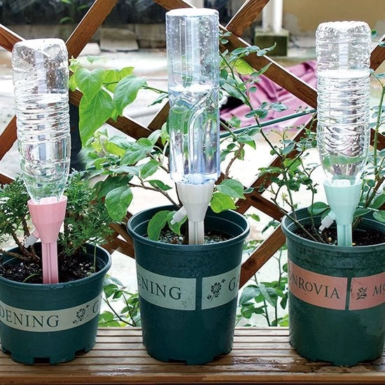 Sistemi di irrigazione automatici per piante, dispositivi di innaffiatura regolabili con valvola di rilascio lento, accessori di innaffiatura per vasi, sistemi di irrigazione automatici per piante da utilizzare durante la vacanza (6) Beige