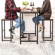 Set di sgabelli bar 

  - Codice prodotto: 123456
  - Modello: 2PKEU