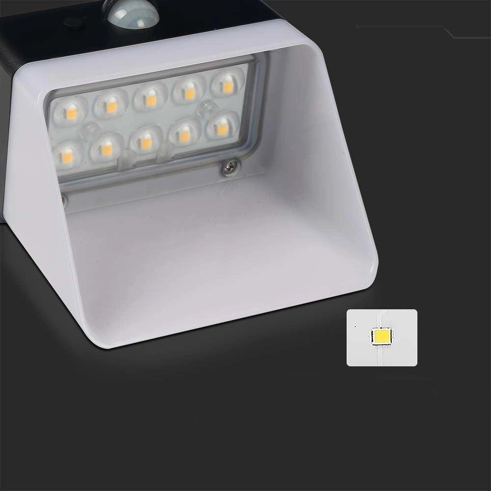 Applique solare da esterno 2W con sensore 4000K IP65