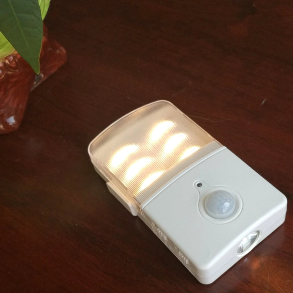 Lampada sottopensile LED 0,5W sensore, 3xAAA Eko-Light
