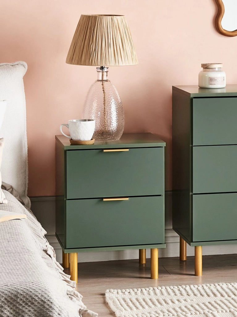 Comodino con  2 cassetti dettagli verde Oro stile moderno retrò