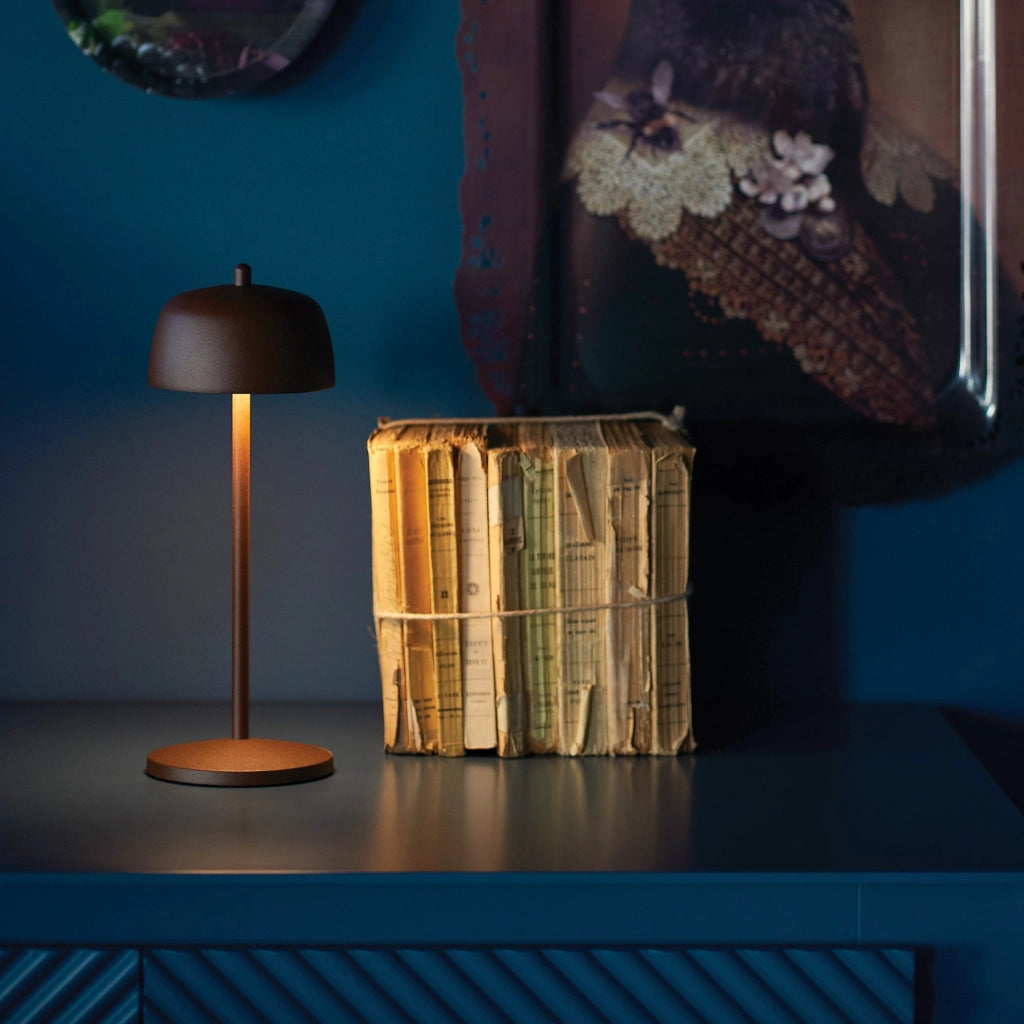 Zafferano Lampada a led da tavolo Circe Corten ricaricabile e dimmerabile