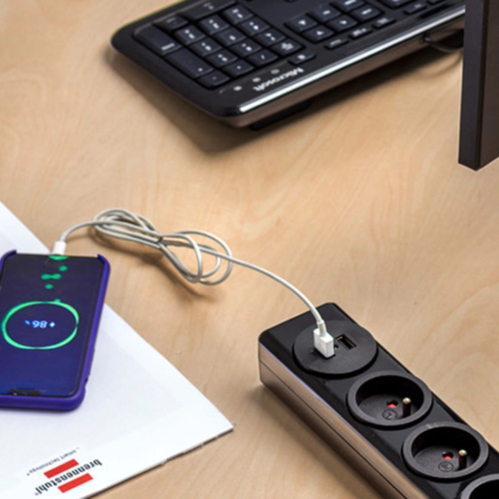 Multipresa 7 Vie Tipo E con 2 USB con Protezione da Sovratensione e Fulmine Nero Brennenstuhl