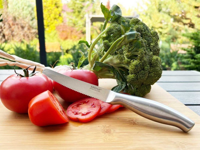 Coltello seghettato per pomodori Kinghoff KH-1701 per verdure morbide