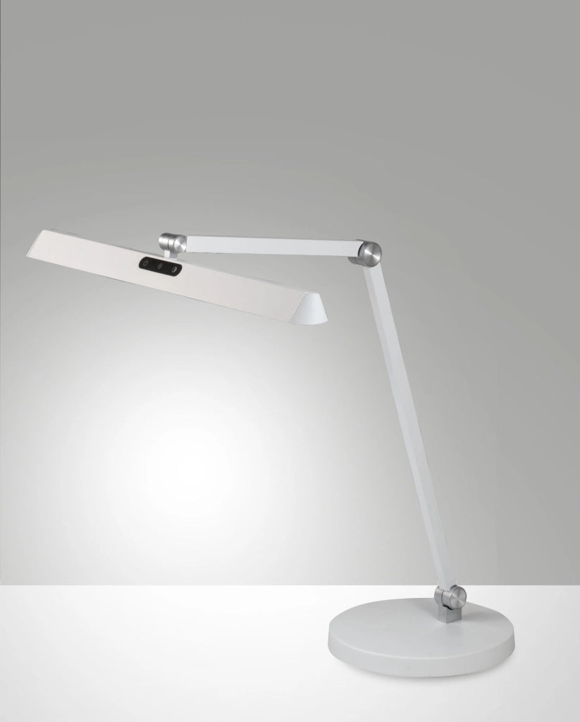 Lampada da Tavolo Beba LED 12W Bianca, Tecnologia CCT 3000K-4000K-6000K, Struttura in Alluminio e Metacrilato, Dimmerabile a Tatto - Beba
