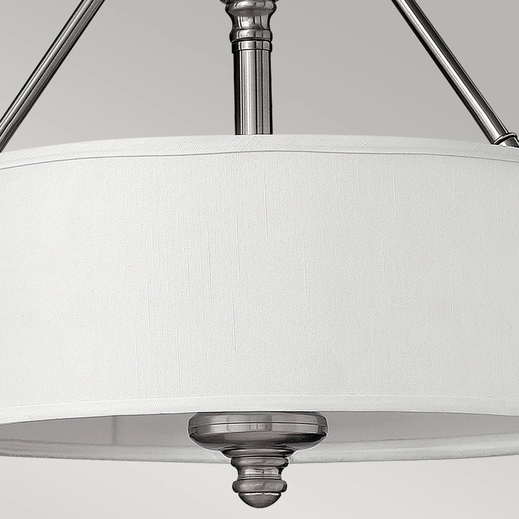 Lampada a Soffitto Industrial 3 Luci Sekhmet In Acciaio Bianco E Diffusori A Cupola