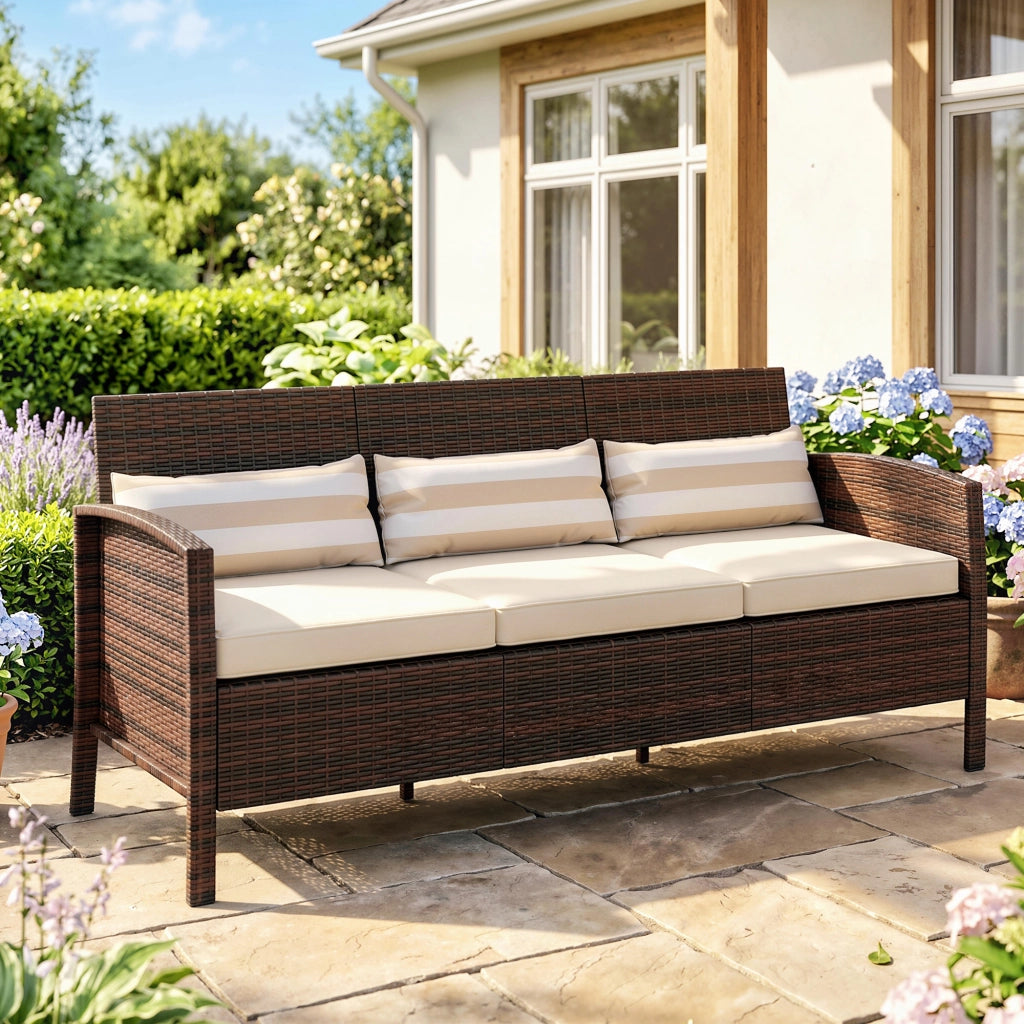 Divano 3 posti da esterno in rattan PE ¨C Xylo ¨C marrone, cuscini imbottiti sfoderabili, 173x68x78 cm