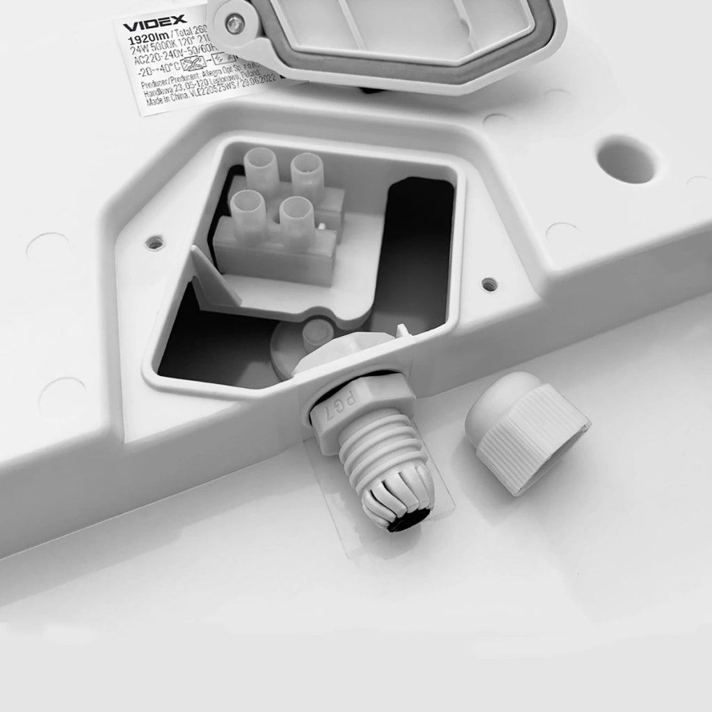 Plafoniera esterna LED quadrata bianca 24W IP65 Videx