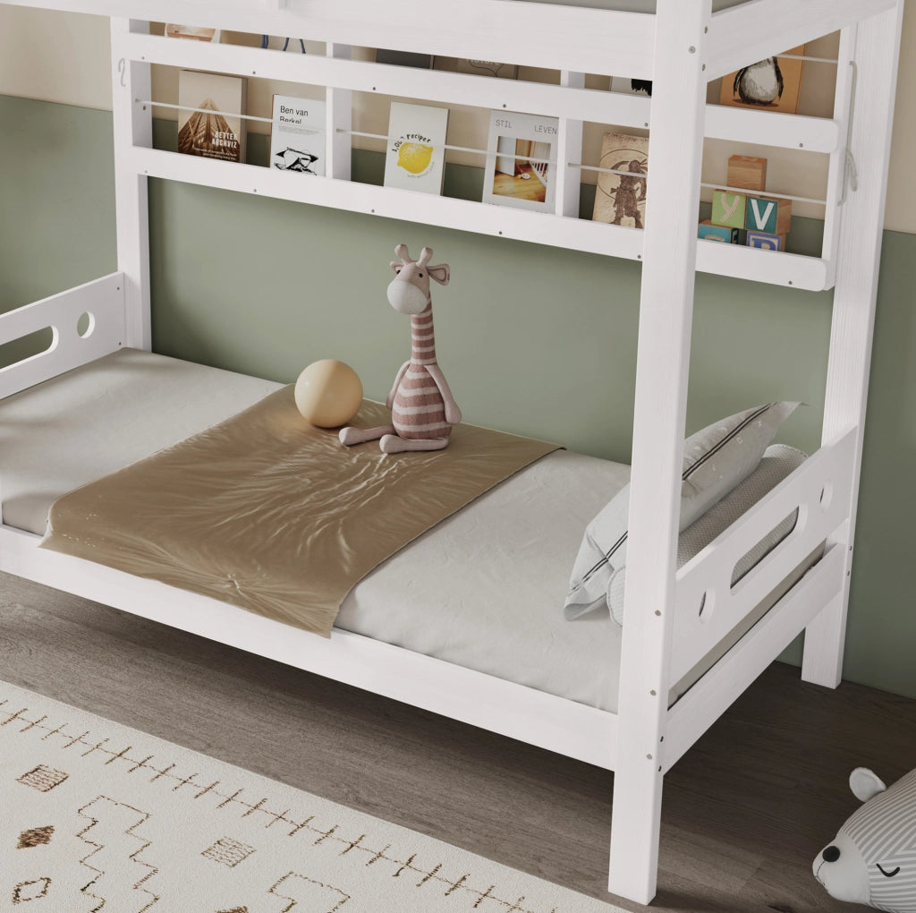 Letto a castello con scala a 5 gradini e ripiani aperti