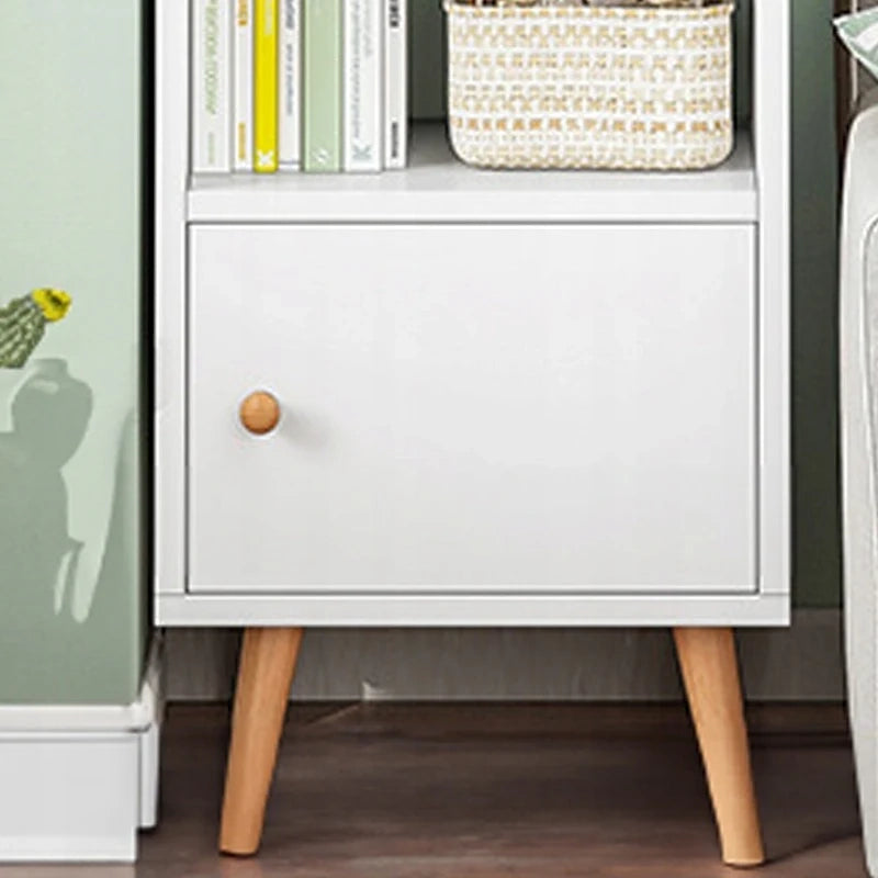 Armadio a Colonna Bianco Stile Loft Scandinavo con Ripiani Ideale per Libri