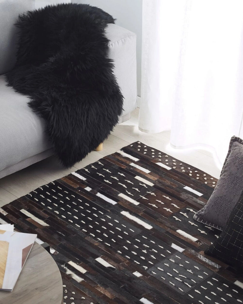 Tappeto in pelle marrone con spago di lana 140 x 200 cm patchwork rustico