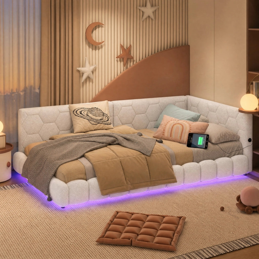 Daybed 90x200 cm in Vliesimitat bianco con luce LED ambientale, USB e Type-C