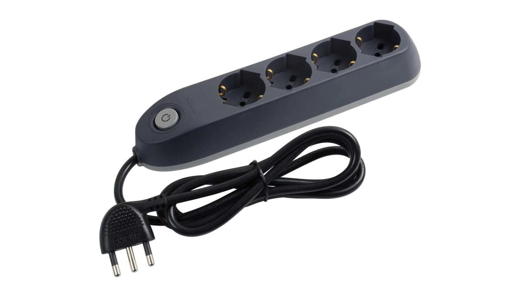 BTicino 3684GB Poker Ciabatta Multipresa 4 Prese Universali 2P+T 16A 1,5m Interruttore di Sicurezza colore Grigio