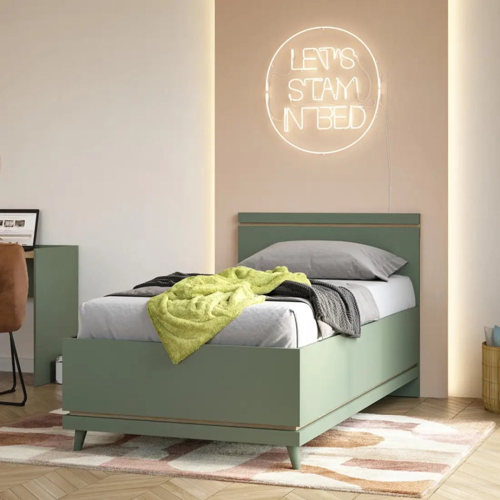 Letto bambino NOKI – 100x200 cm verde e legno – Stile scandinavo