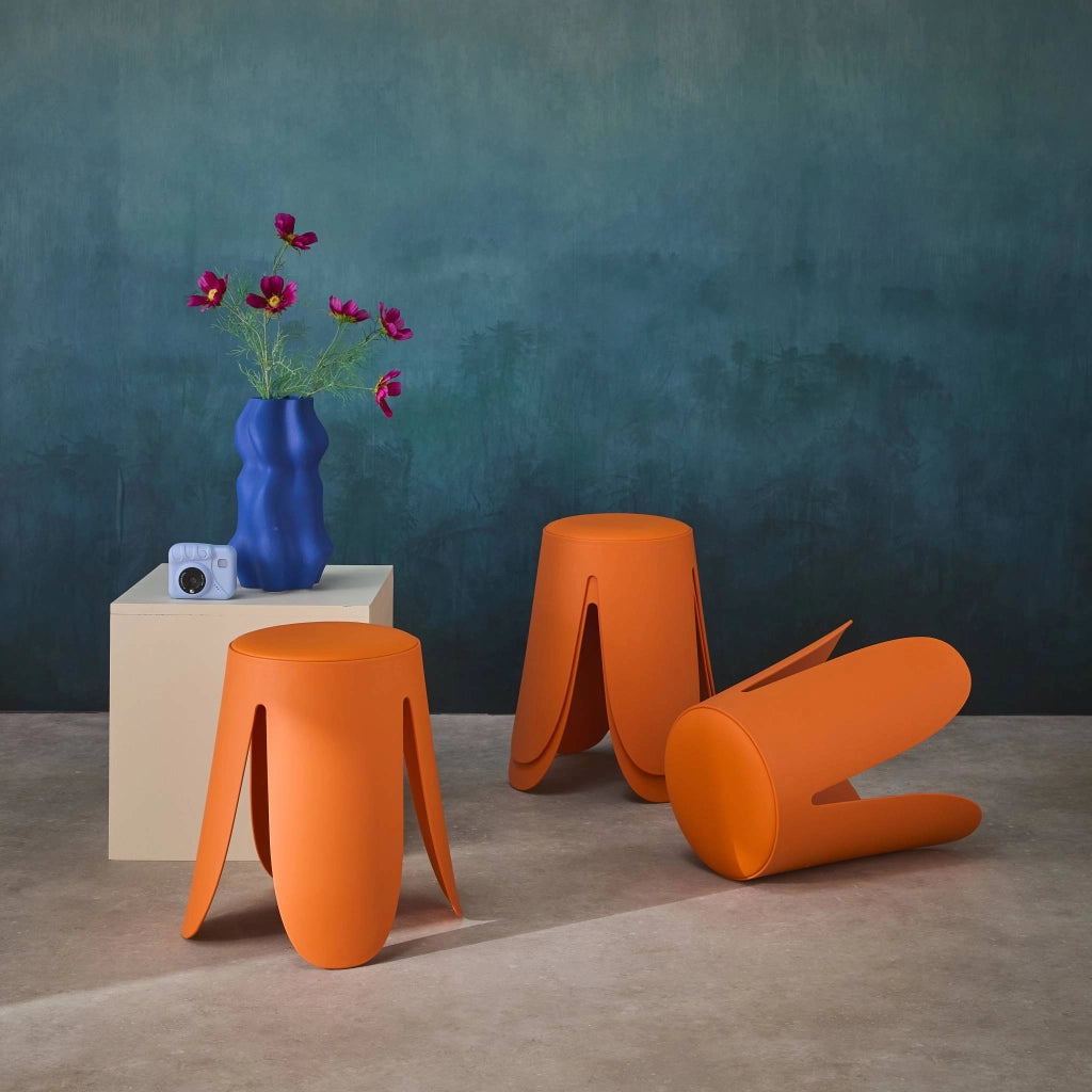 Set 4 sgabelli impilabili in ecopelle, arancione