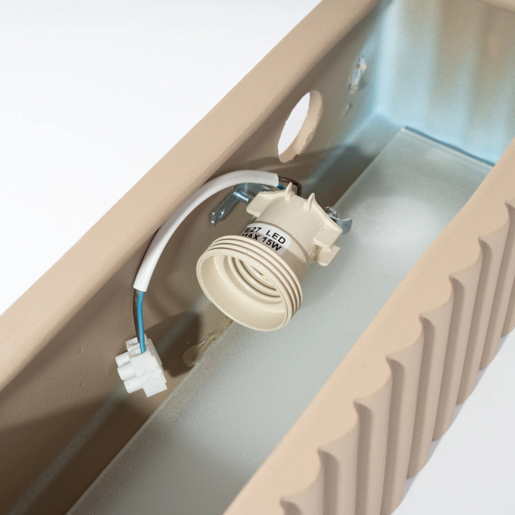 Lampada da parete in ceramica RIGATA taupe